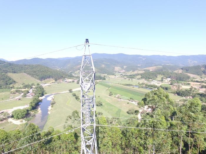 INSPEÇÃO DETALHADA EM LINHAS DE TRANSMISSÃO SANTA CATARINA